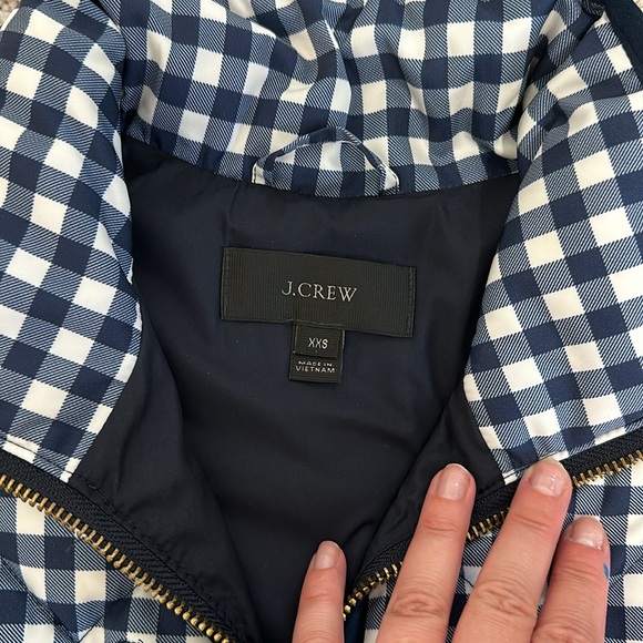 J crew puffer vest - Picture 3 of 4